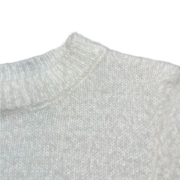 URBAN OUTFITTERS Soft Fuzzy Sweater White Size Medium - Picture 3 of 5